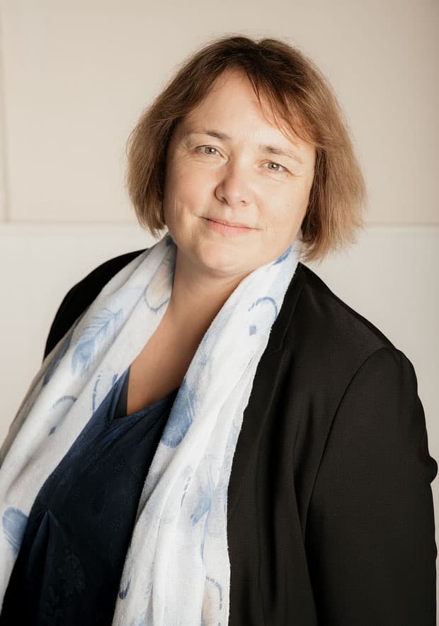 Cornelia Simon